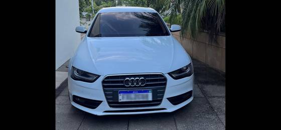 AUDI A4 1.8 TFSI AMBIENTE GASOLINA 4P MULTITRONIC